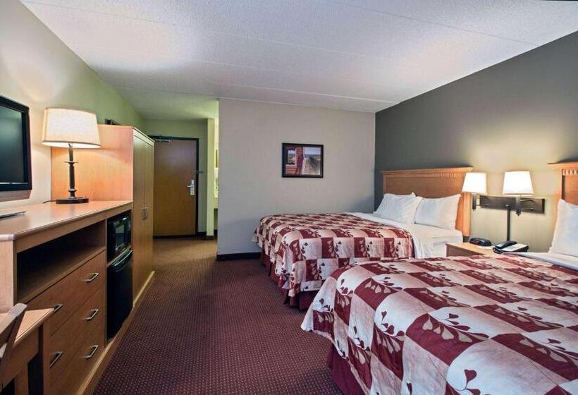 בית מלון כפרי Amerivu Inn And Suites Waconia