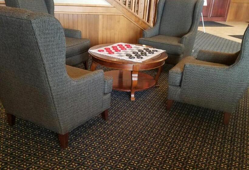 בית מלון כפרי Amerivu Inn And Suites Waconia