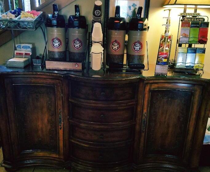 בית מלון כפרי Amerivu Inn And Suites Waconia