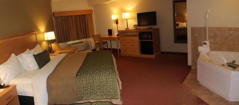 בית מלון כפרי Amerivu Inn And Suites Waconia