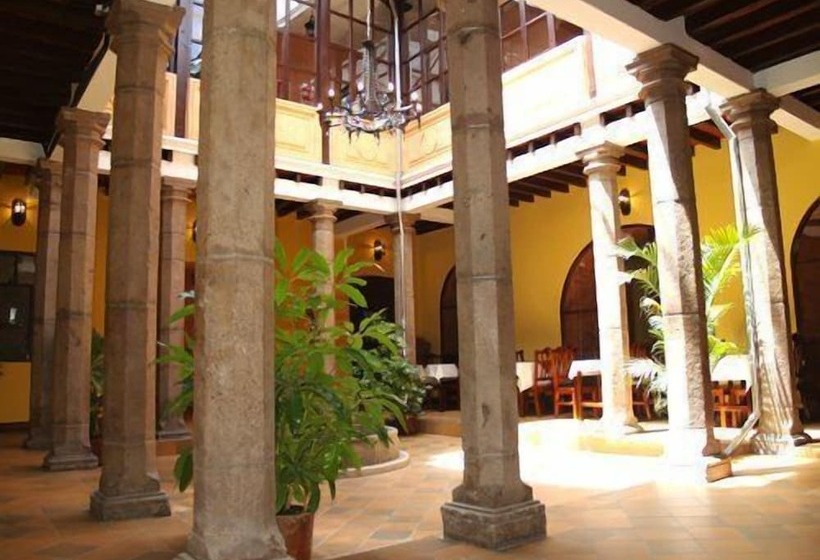 هتل Catedral Internacional