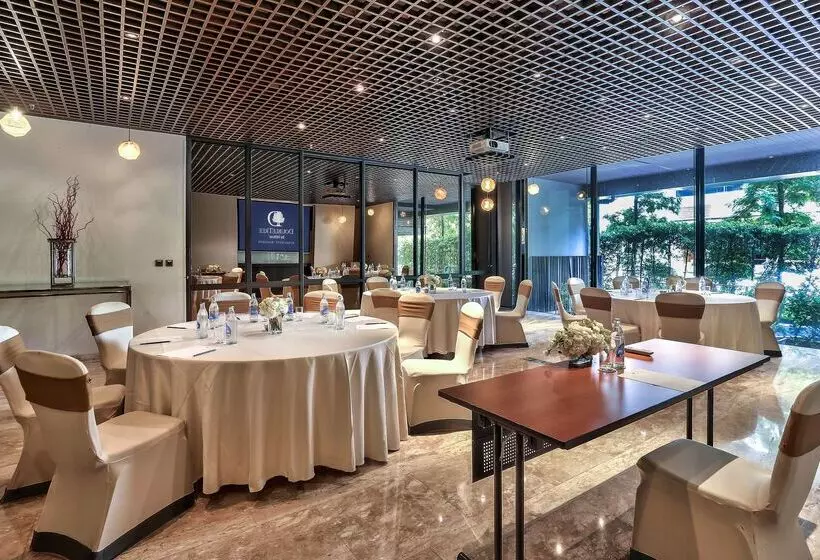 酒店 Doubletree By Hilton Sukhumvit Bangkok
