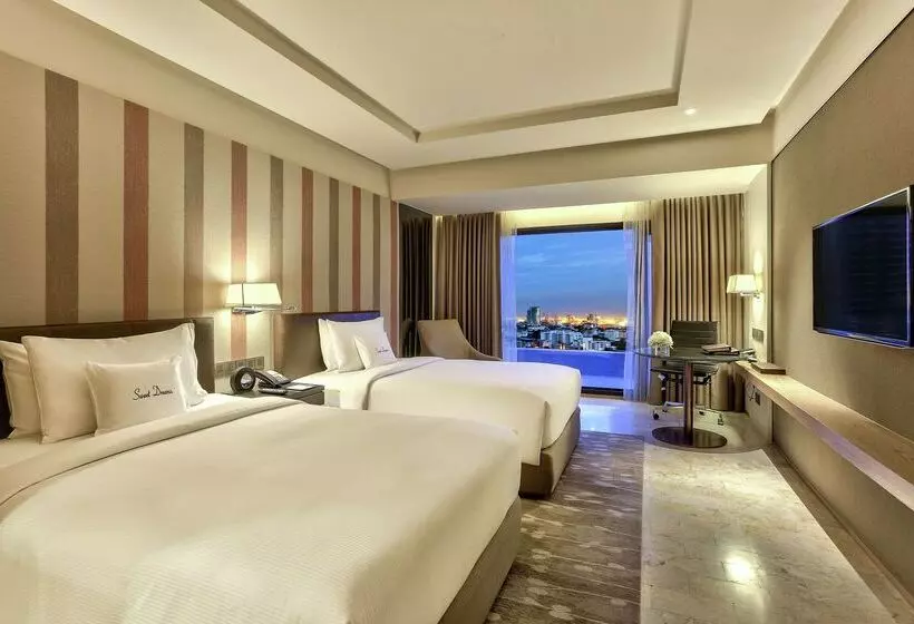 酒店 Doubletree By Hilton Sukhumvit Bangkok