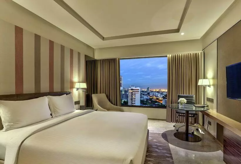 酒店 Doubletree By Hilton Sukhumvit Bangkok