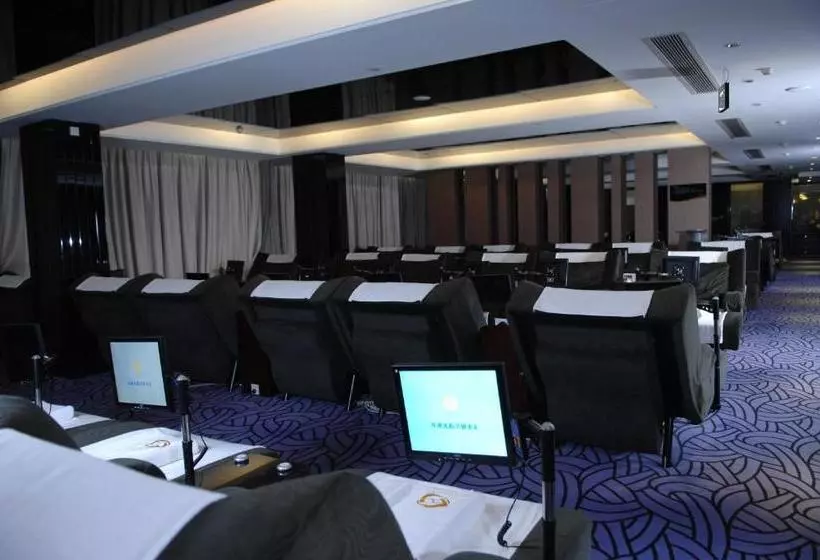 Venus Royal Hotel Yingbin Guangzhou Airport