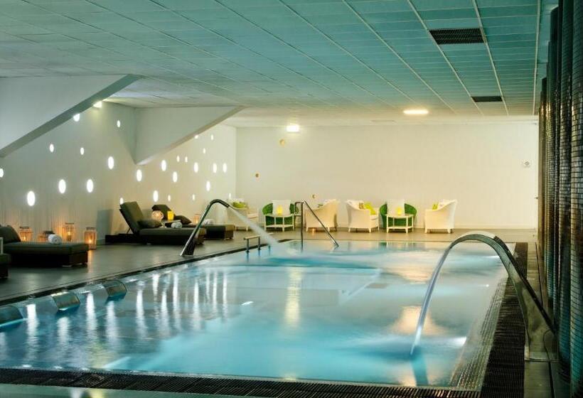 Open Village Sports Hotel & Spa Club