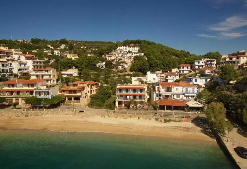 هتل Studios Nelli Alonissos