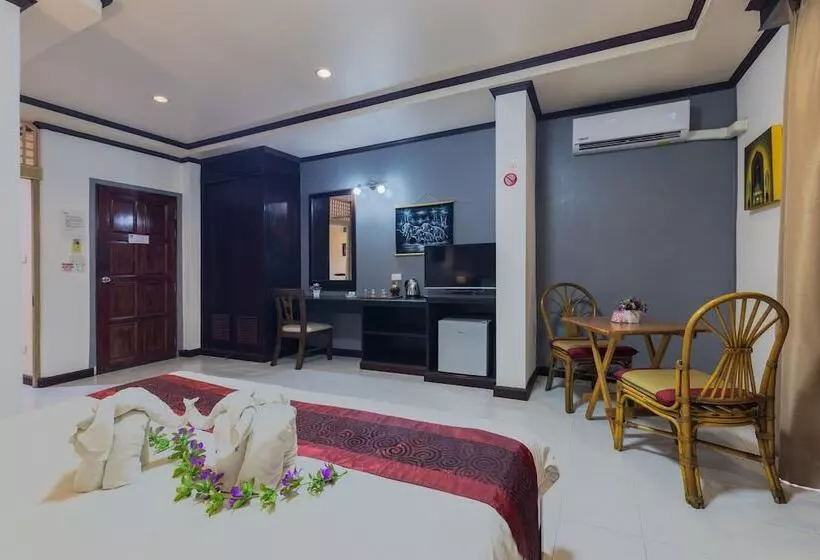 Hotel Grand Orchid Inn