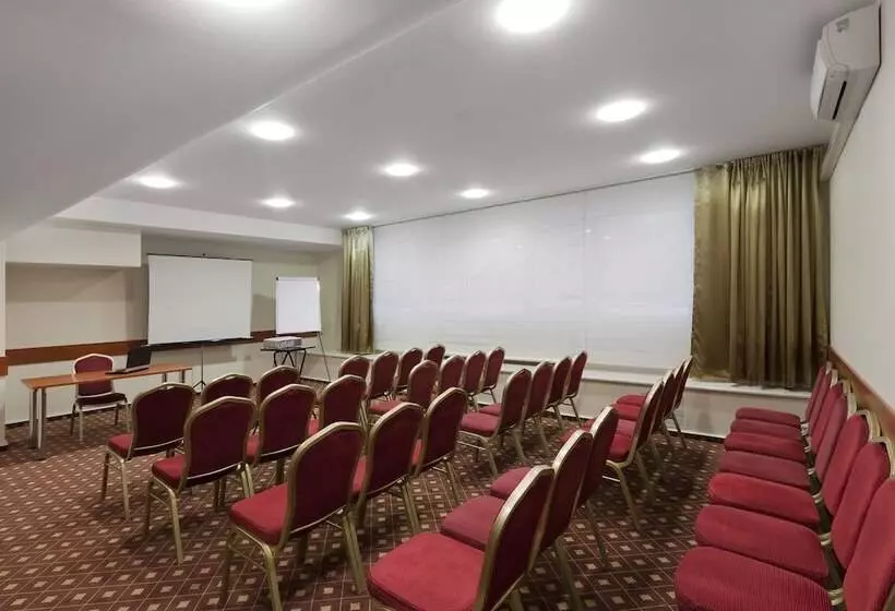Warmiński Hotel & Conference