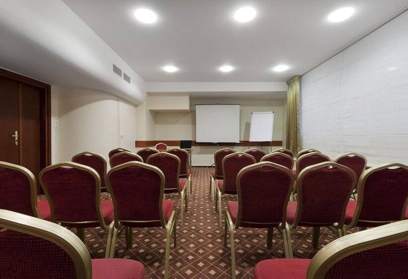 Warmiński Hotel & Conference