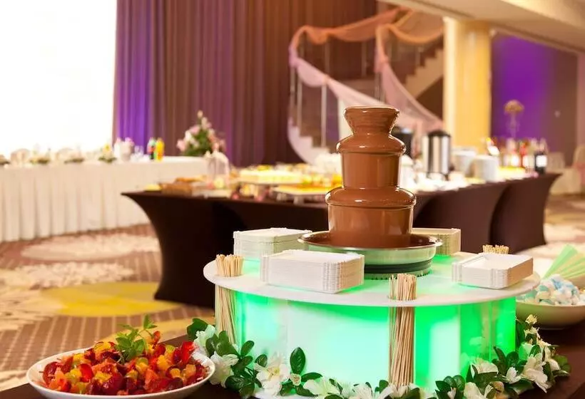 Warmiński Hotel & Conference