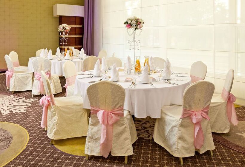 Warmiński Hotel & Conference