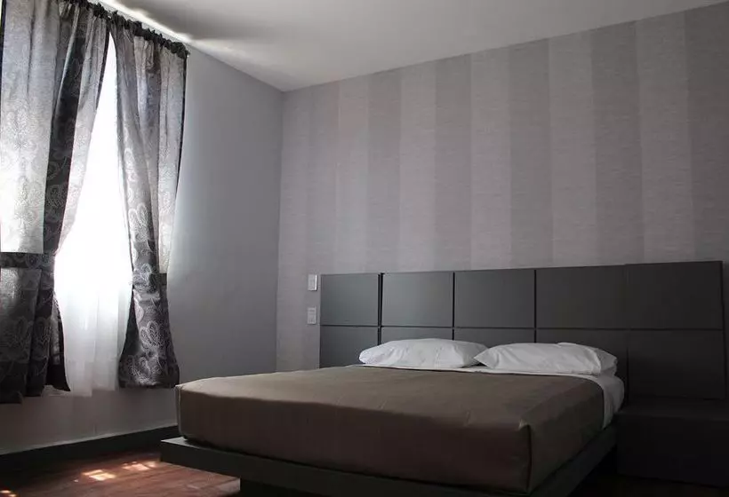 Отель Amigo Zocalo