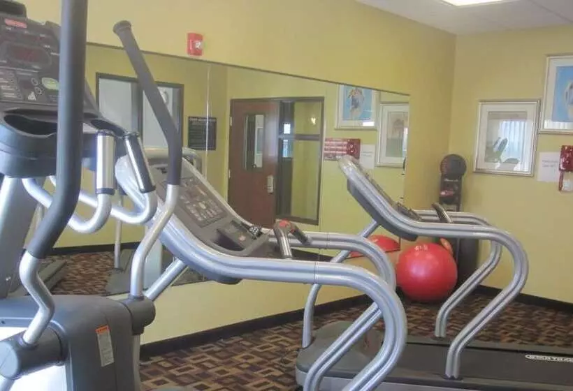 Astoria Hotel & Suites   Glendive