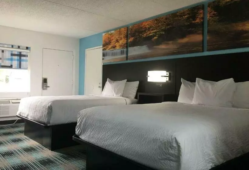ホテル Days Inn By Wyndham Calhoun Ga I75 And Us41