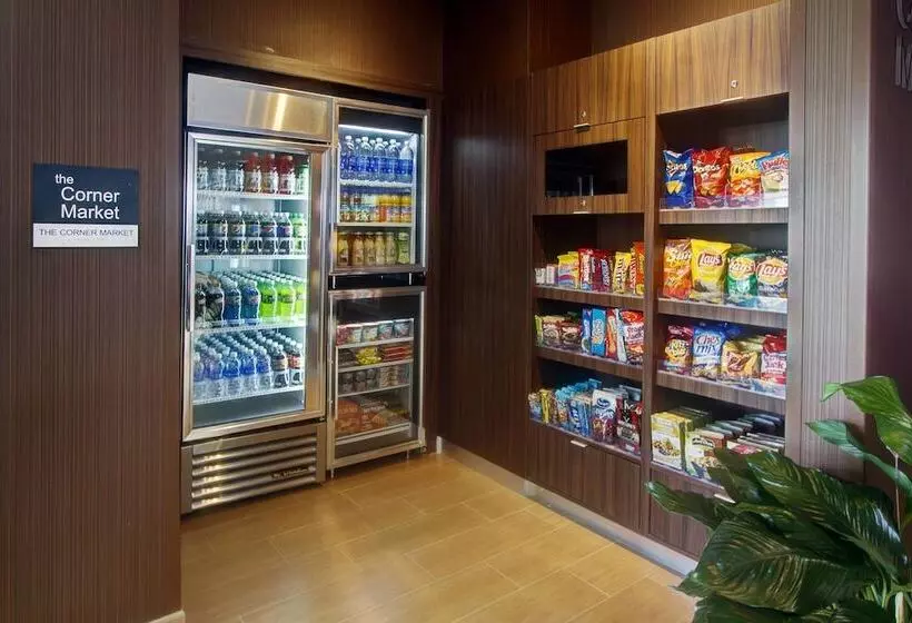 Отель Fairfield Inn & Suites By Marriott Chincoteague Island Waterfront