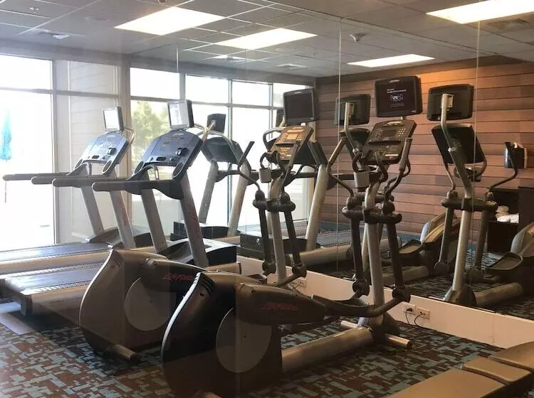 Отель Fairfield Inn & Suites By Marriott Chincoteague Island Waterfront