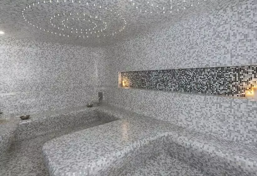 فندق Four Points By Sheraton Doha