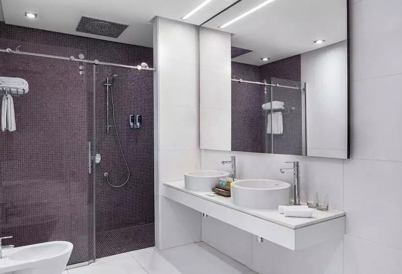 فندق Four Points By Sheraton Doha