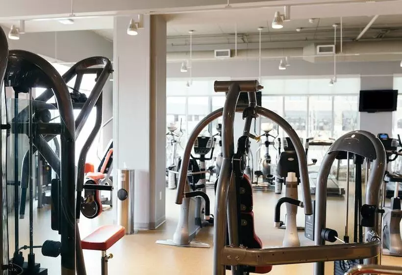 호텔 Holiday Inn And Suites East Peoria, An Ihg