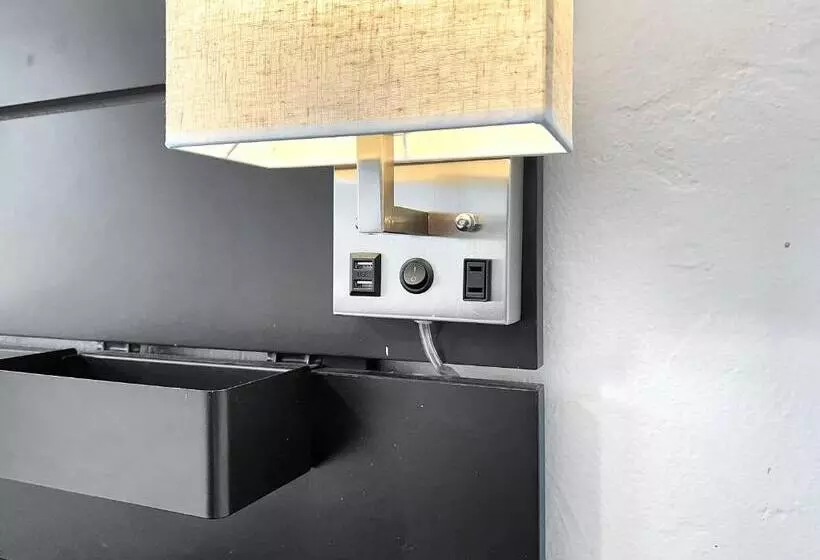 فندق Laguna Blu Beach