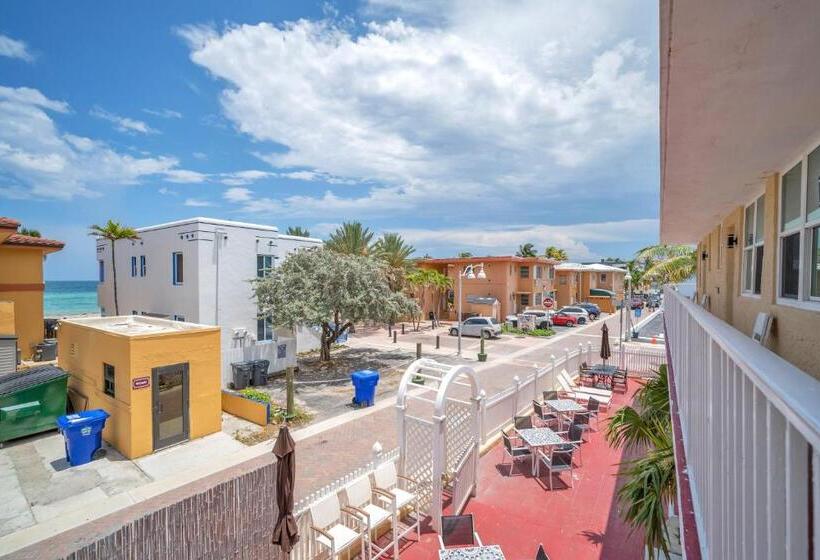 בית מלון כפרי Laguna Blu Beach