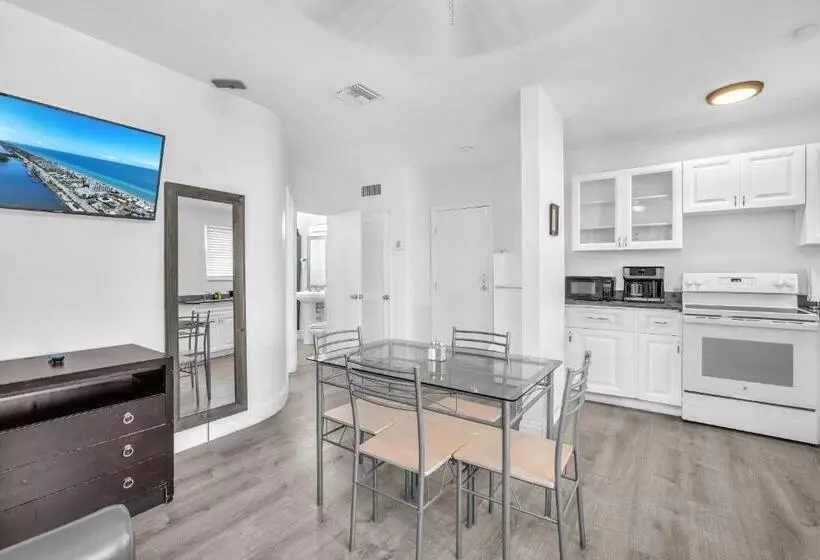 فندق Laguna Blu Beach