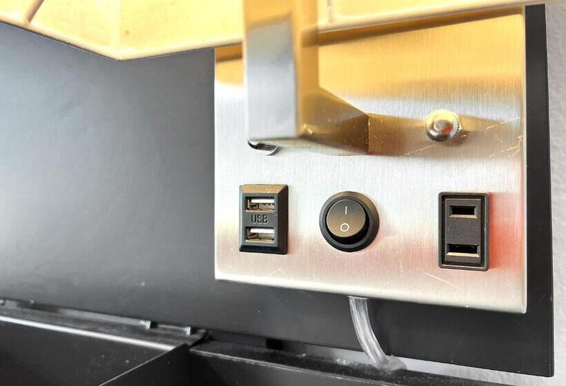 בית מלון כפרי Laguna Blu Beach