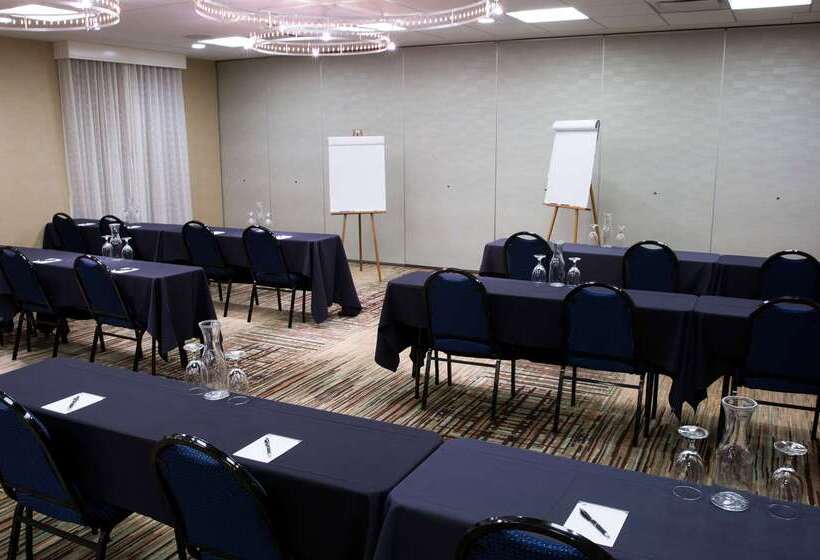 Otel Marshfield Bw Premier Collection