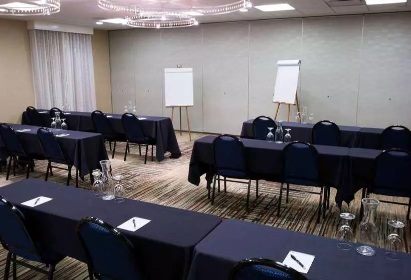 בית מלון כפרי Marshfield Bw Premier Collection