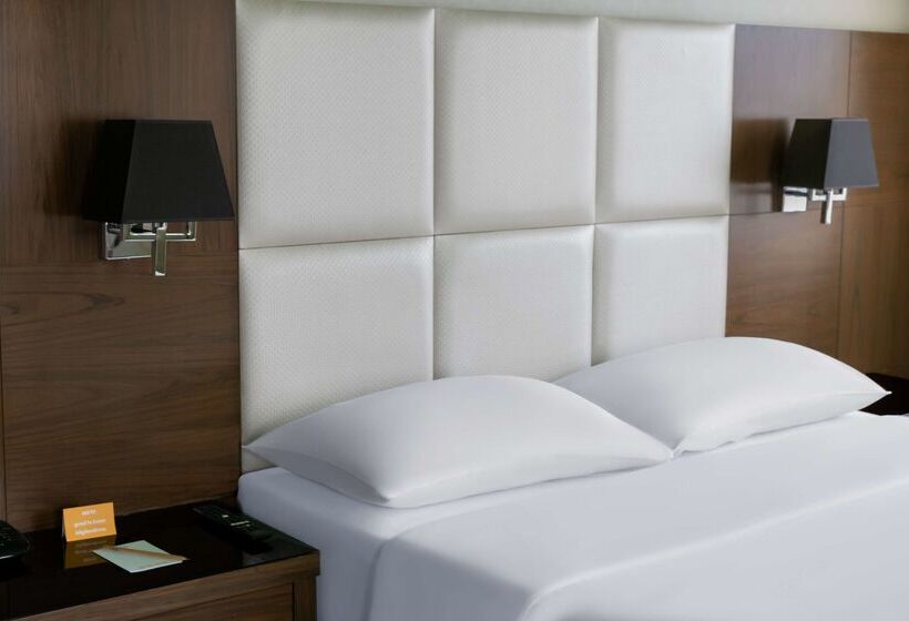 ホテル Park Inn By Radisson Istanbul Asia Kavacik