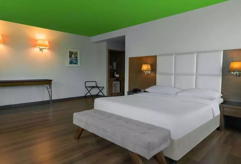 هتل Park Inn By Radisson Istanbul Asia Kavacik