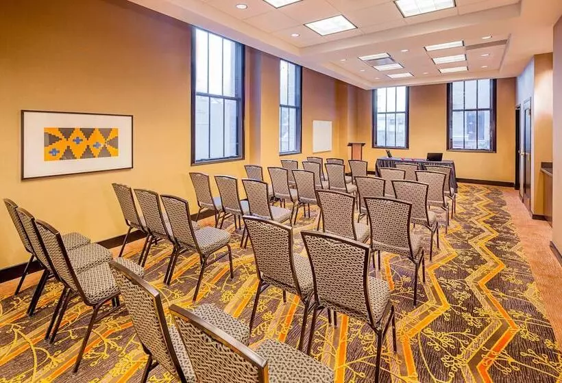 Residence Inn By Marriott Omaha Downtown Old Market Area