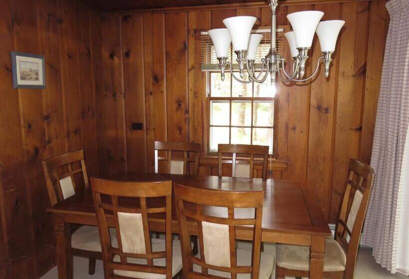 فندق على الطريق The Even Tide