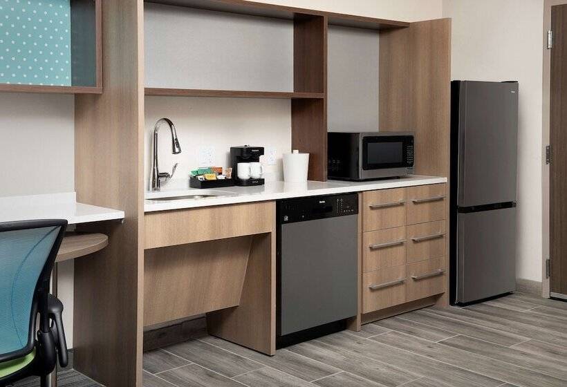 فندق Home2 Suites By Hilton Miami Airport South Blue Lagoon