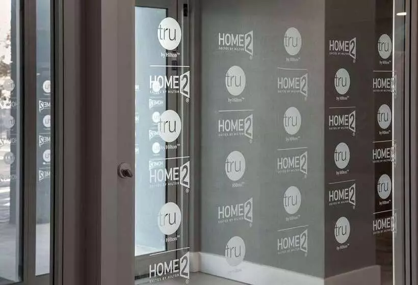 ホテル Home2 Suites By Hilton Miami Airport South Blue Lagoon