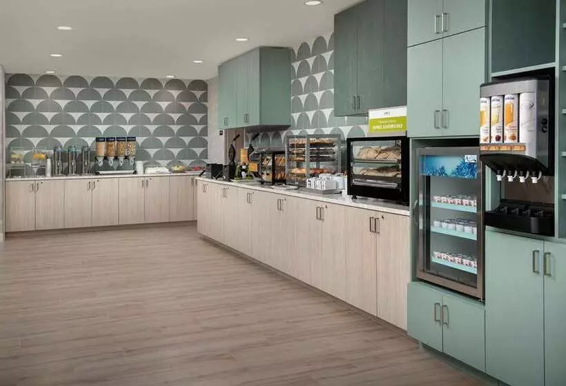 ホテル Home2 Suites By Hilton Miami Airport South Blue Lagoon