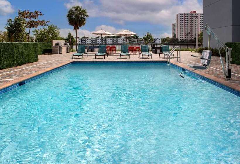 فندق Home2 Suites By Hilton Miami Airport South Blue Lagoon