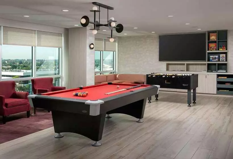 ホテル Home2 Suites By Hilton Miami Airport South Blue Lagoon