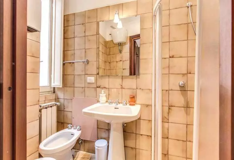 ベッドアンドブレックファースト Finally In Rome