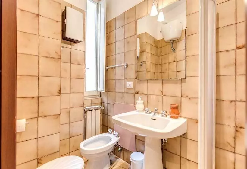 ベッドアンドブレックファースト Finally In Rome