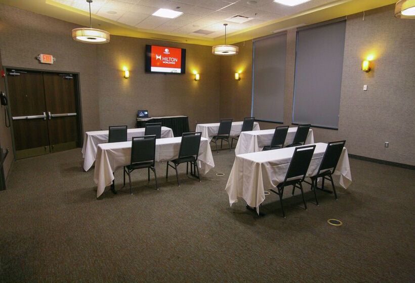 DoubleTree by Hilton Hotel Bemidji