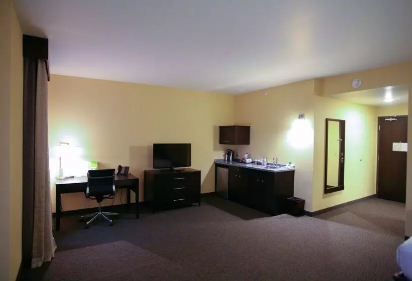 DoubleTree by Hilton Hotel Bemidji