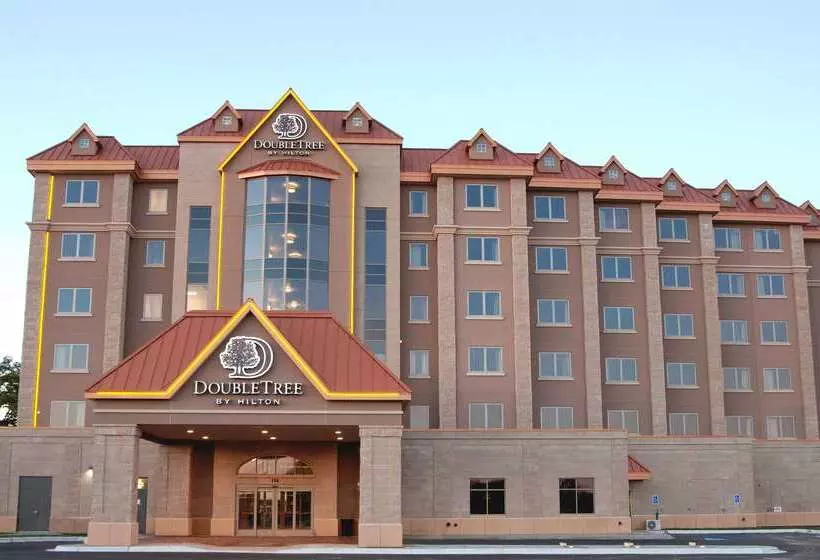 DoubleTree by Hilton Hotel Bemidji