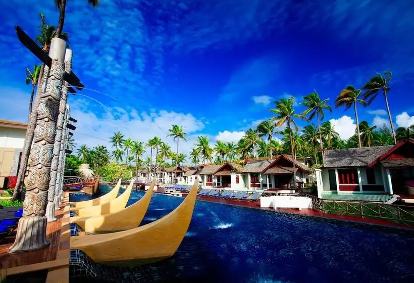 Graceland Khaolak Beachfront Resort