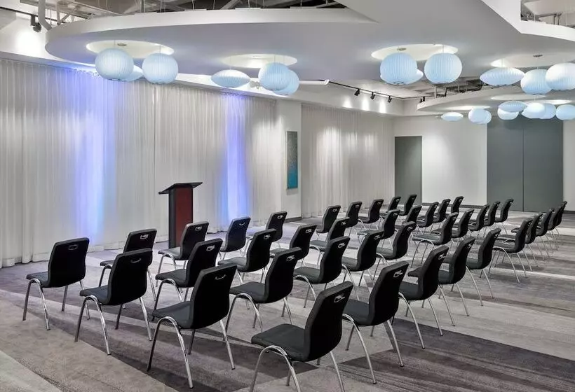 ホテル Aloft Orlando Downtown