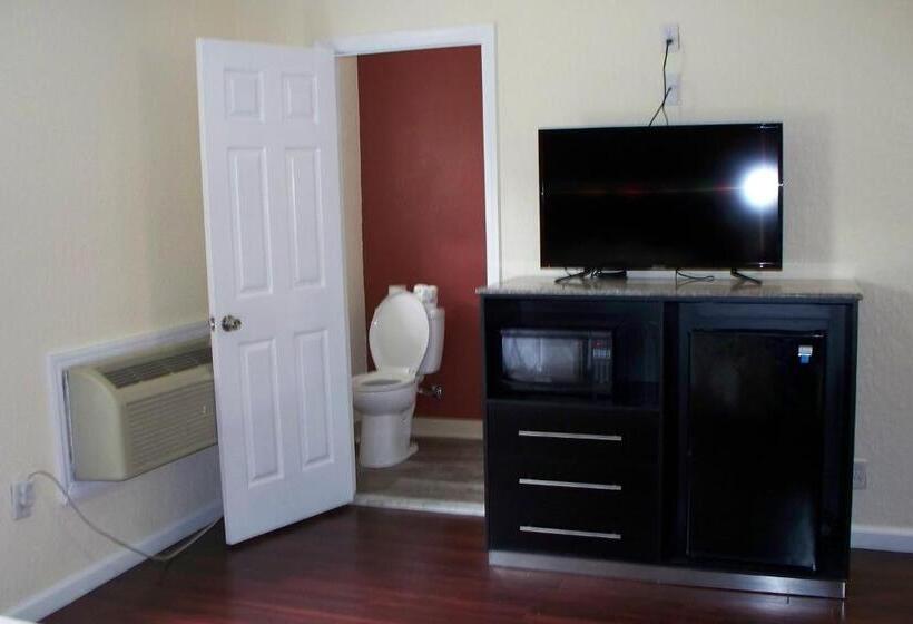 호텔 Budget Inn & Suites