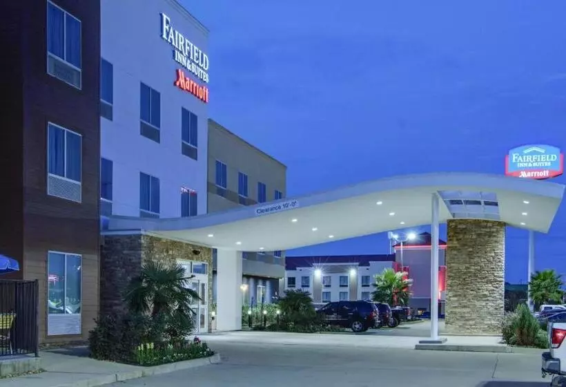 ホテル Fairfield Inn And Suites By Marriott Natchitoches