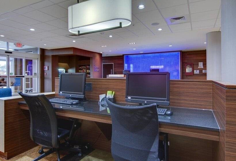 ホテル Fairfield Inn And Suites By Marriott Natchitoches