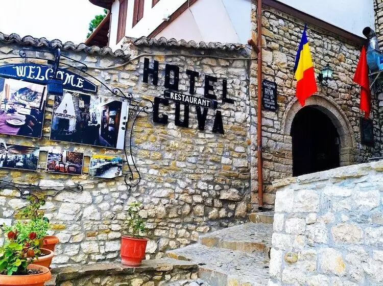 Guva Mangalem Hotel Restaurant